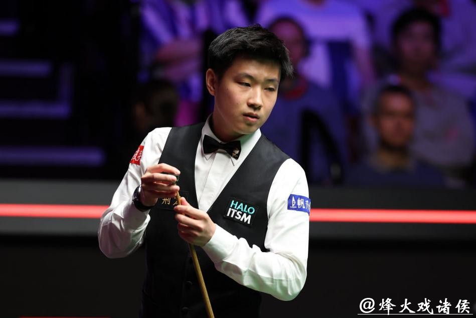 斯诺克英锦赛-赵心童6-1大胜龙泽煌 晋级16强