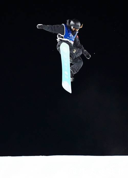 张小楠晋级冬奥会单板滑雪女子大跳台决赛