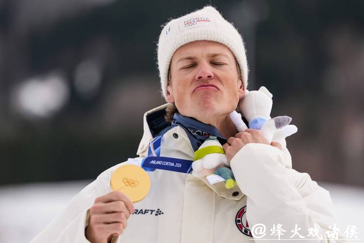 冬奥会越野滑雪男子短距离传统技术 克莱博夺冠